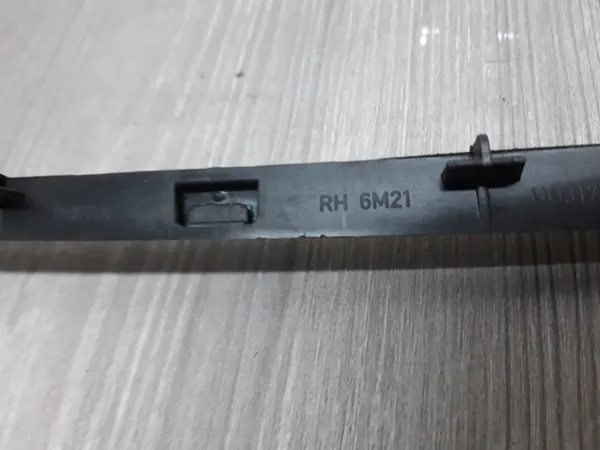 Etulasi tiiviste oikea Ford S-MAX image 5