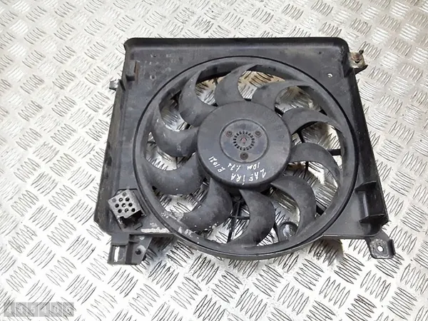 Kylarrubrik Opel Zafira 2010 med kåpa OEM image 6