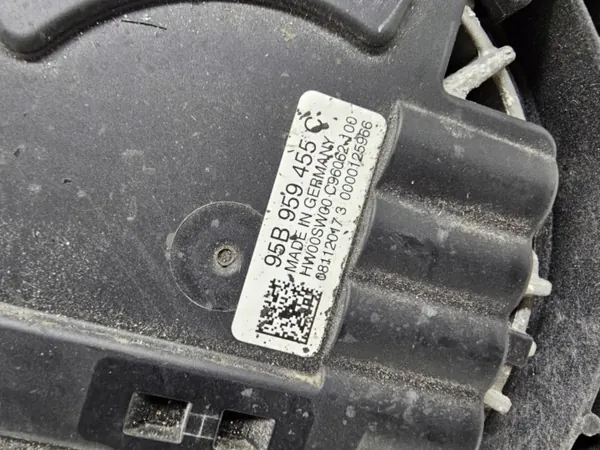Ventilateurs de radiateur OEM Porsche Macan 3.0 D image 5