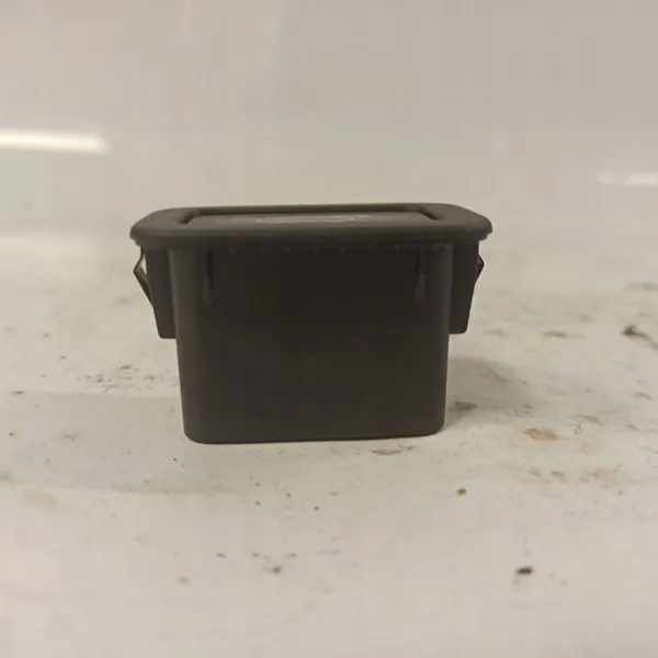 LAND ROVER EVOQUE Takaluukun Nappi 31412055-AA image 4