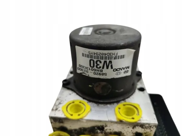 Pompe ABS OEM 58920-3U300 pour Kia Sportage III image 6