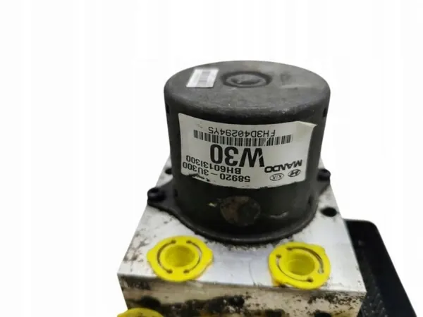 Pompe ABS OEM 58920-3U300 pour Kia Sportage III image 7