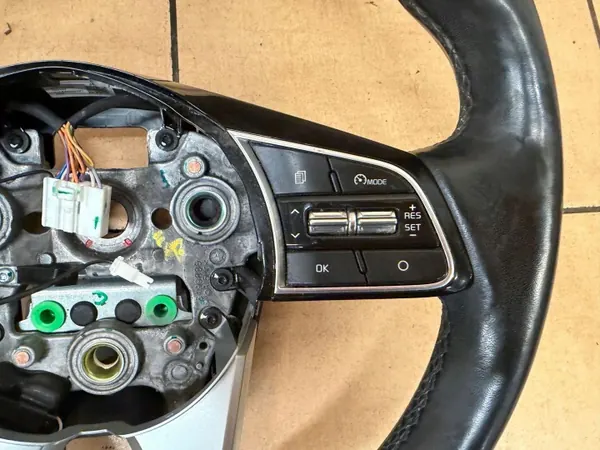 Volante KIA Xceed 2019-2022 OEM 56100J7870 image 3