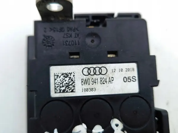 Audi A4 S4 B9 Pyrotechnische Connector 2019 OEM 8W0941824AP image 8