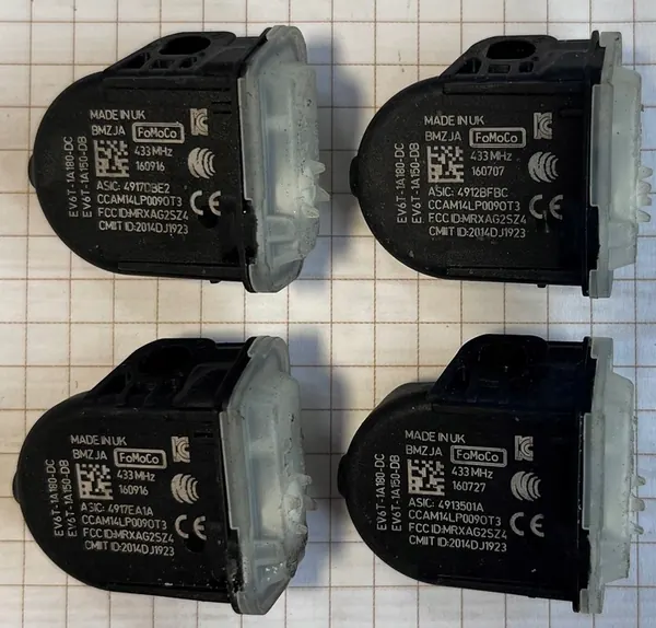 Sensori di pressione pneumatici Ford Fiesta EcoSport Focus Ranger OEM image 2