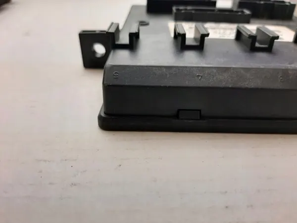 Bosch Valosäätimoduuli OEM 4F0907279 - Käytetty image 7