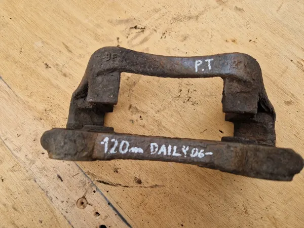 Klembeugel Rechts Achter OEM Iveco Daily IV 06- 2.3 HPI image 7
