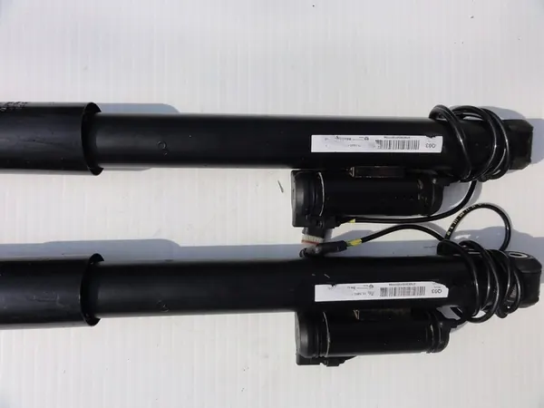 Bakre luftfjäder MERCEDES W211 A2113262400 image 2