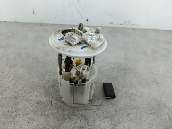 Kraftstoffpumpe OEM 55700362 für Fiat Grande Punto 1.2 8V image 5