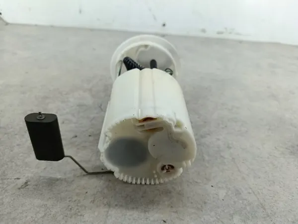 Kraftstoffpumpe OEM 55700362 für Fiat Grande Punto 1.2 8V image 8