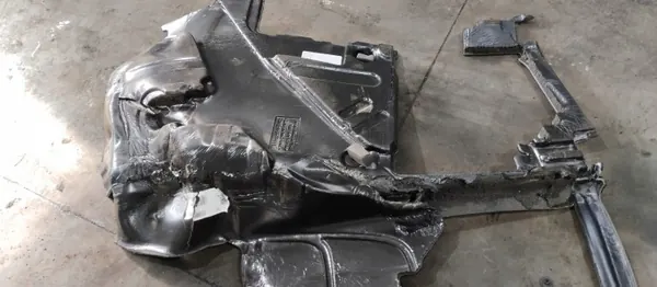 Mercedes V-Klass W447 frammatta OEM A4476804703 image 8
