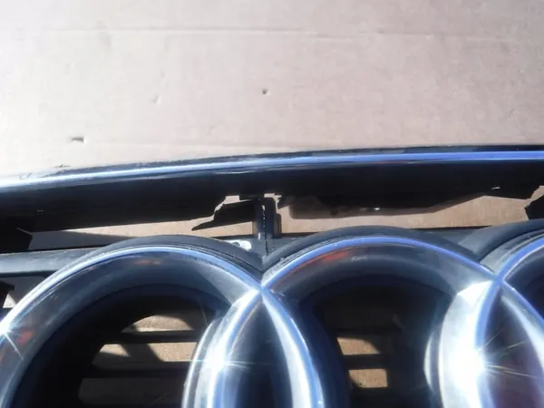 Rejilla delantera Audi A3 2004, OEM KS 8P3853651 image 3