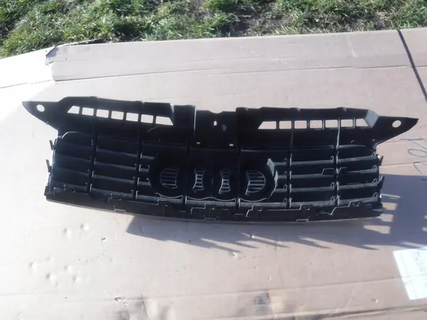 Rejilla delantera Audi A3 2004, OEM KS 8P3853651 image 7