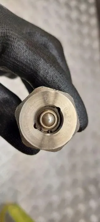 Dodge Durango turboundertrycksventil OEM 05047787AC image 2