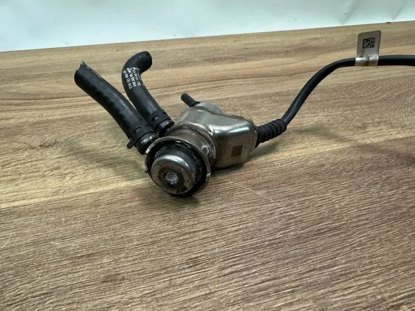 AdBlue Injector Audi VW Porsche 3.0 TDI 4H0131113D image 3