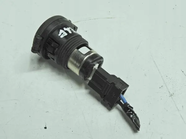 Encendedor 12V 120W Nissan Leaf I 10-17 OEM FSX9383 image 3