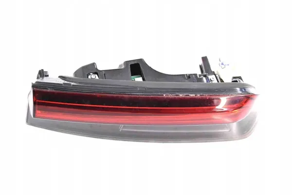 BMW 3 G20 G21 2019 Luz trasera del maletero derecha image 3