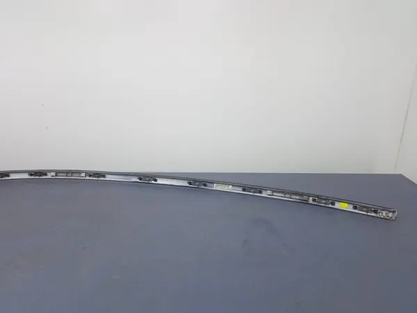 BMW 7 G11 Barra de Techo Derecha OEM 7357276 Usado image 4