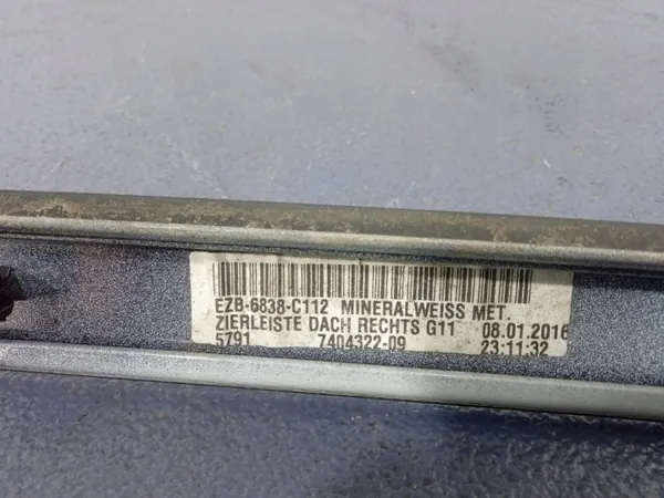 BMW 7 G11 Barra de Techo Derecha OEM 7357276 Usado image 5