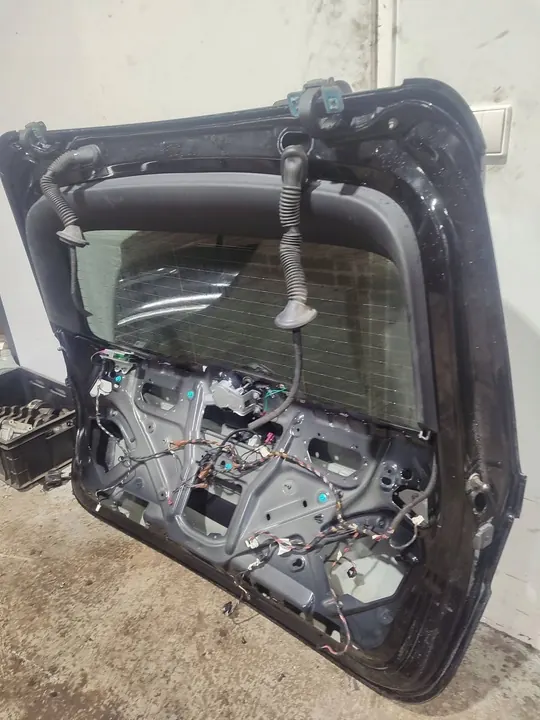 Couvercle de coffre Mercedes-Benz GLE W167 image 10