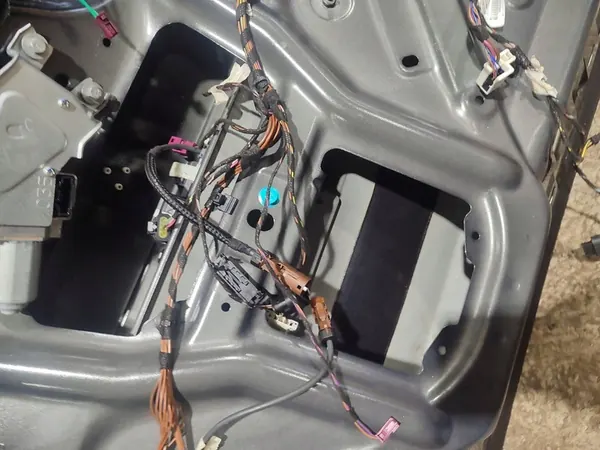 Couvercle de coffre Mercedes-Benz GLE W167 image 5