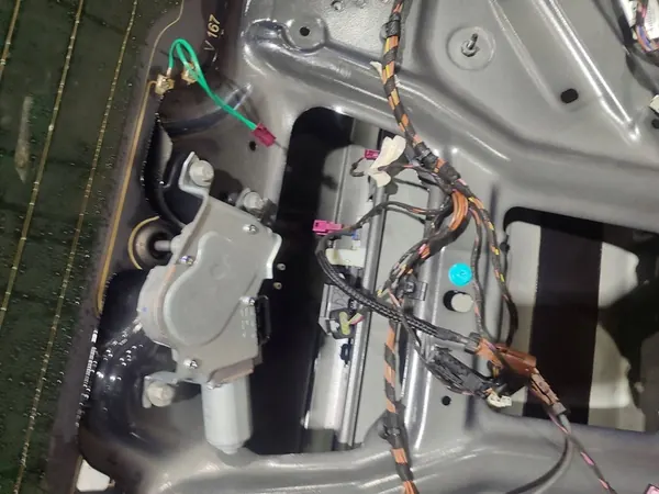 Couvercle de coffre Mercedes-Benz GLE W167 image 6