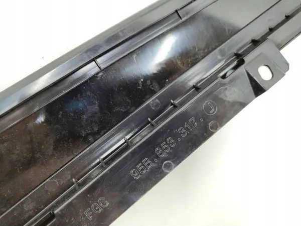 Porsche Macan 95B Cache Pilote Gauche Avant OEM 95B853317J image 6
