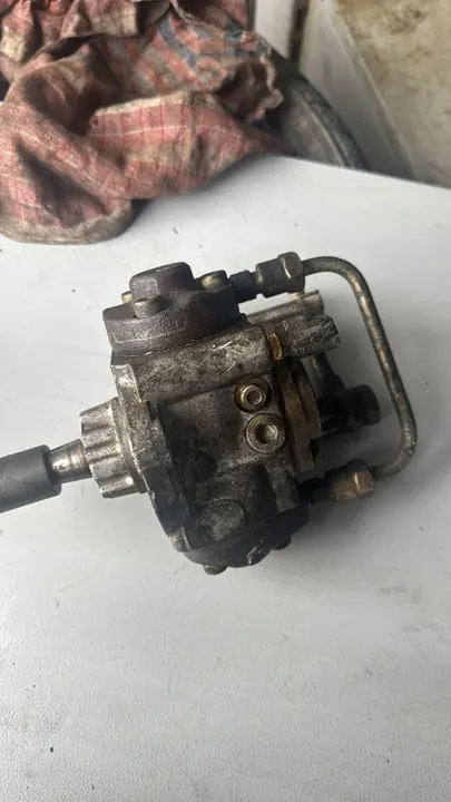 Kraftstoffpumpe Nissan Almera Primera X-Trail 2.2 image 3