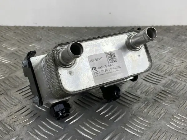 Öljynjäähdytin OEM 68379505AA Jeep Grand Cherokee:lle image 7