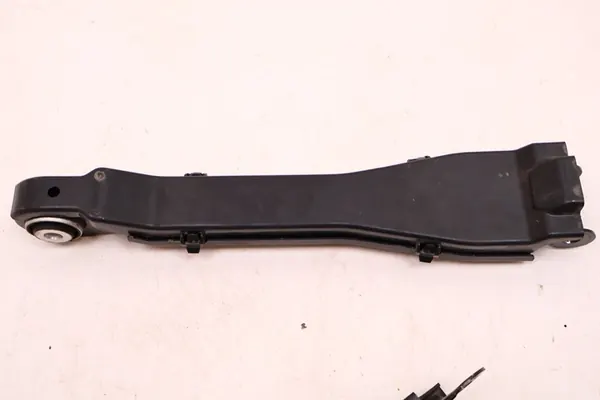 MERCEDES-BENZ CLE A236 300 4MATIC Bakre Kontrollarm A2063501700 image 4