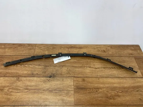 Acabamento de para-choque dianteiro Chevrolet Camaro 2016 image 2