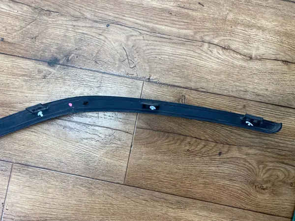 Acabamento de para-choque dianteiro Chevrolet Camaro 2016 image 8