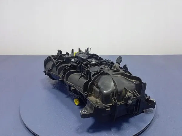 Colector de admisión BMW OE OEM 8647975 para Serie 3 G20 image 4