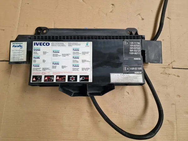 Iveco S-WAY Ohjaamon Suodinkotelo OEM 5802754910 image 2