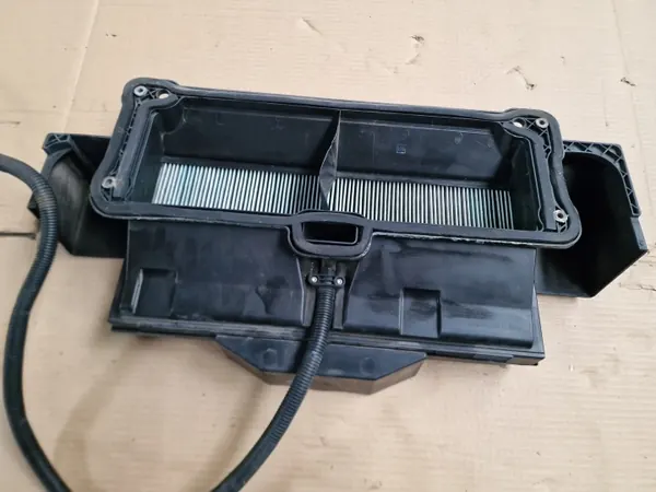 Iveco S-WAY Ohjaamon Suodinkotelo OEM 5802754910 image 4