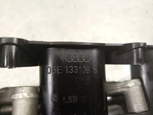 Ansaugkrümmer Audi A6 C6 3.2 FSI OEM 06E133109S image 7