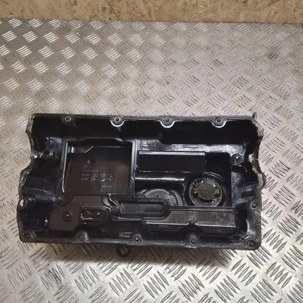 VW Kamföljarhölje OEM 038103475D - Begagnad image 2