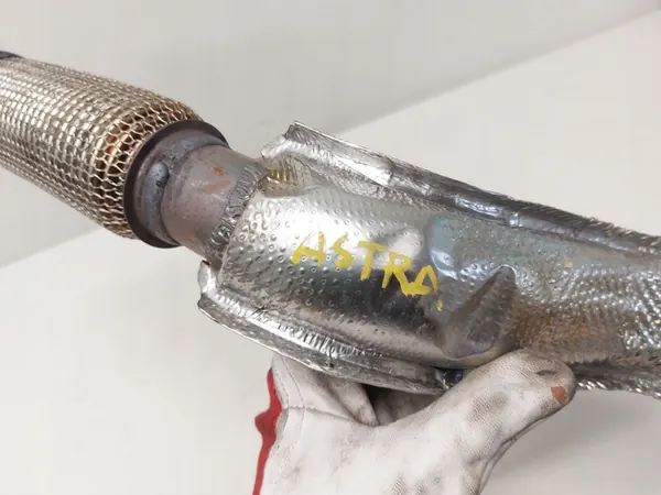 Tubo de escape Opel Astra L image 4