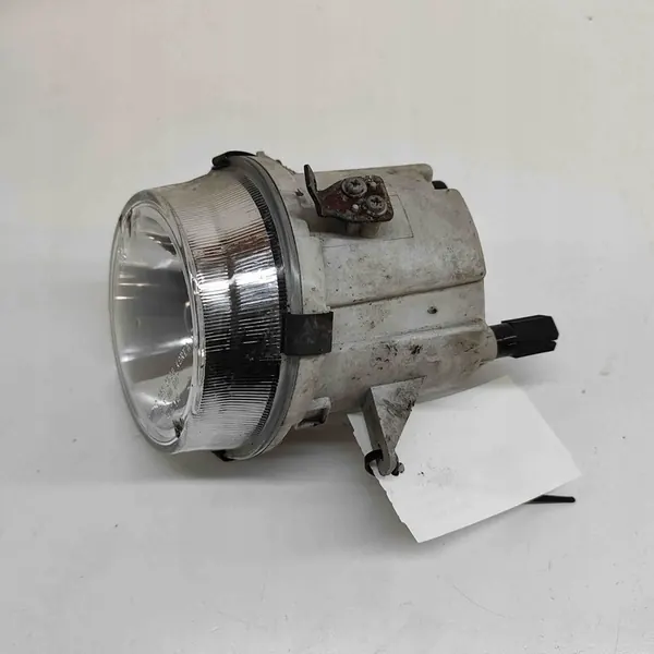 Hyundai Terracan 2002 Luz de nevoeiro dianteira esquerda image 3