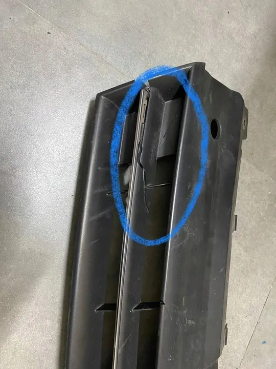 Volkswagen OE 6R0853651C Radiator Grille image 8