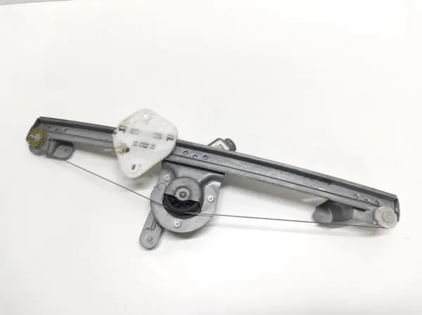 Régulateur manuel de vitre Dacia OEM 118482 porte avant image 4