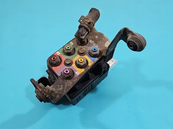 Distribuidor de Suspensão Porsche Panamera image 2