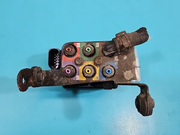 Distribuidor de Suspensão Porsche Panamera image 3