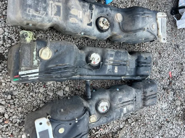 Bränsletank OEM 8200947534 för Master 3 2.3 Movano image 3