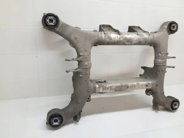 BMW 5 F10 Hinterachsschwinge OEM 6794665 image 5