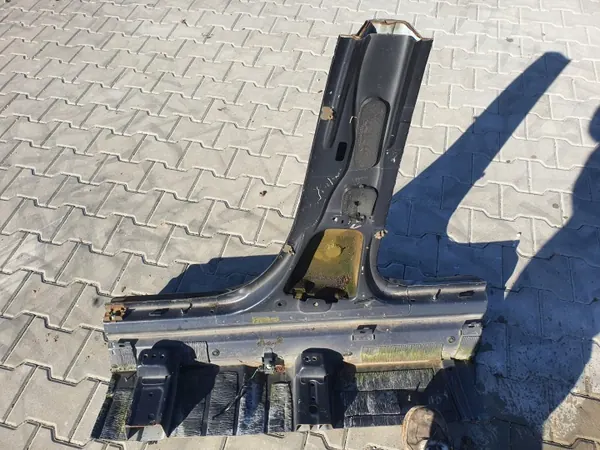 Umbral de pilar derecho OEM 56618565165 Mercedes W222 image 4