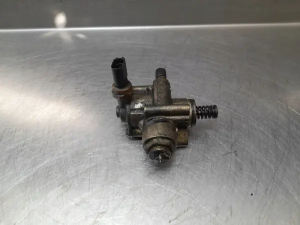 Pompe à carburant haute pression OEM 06F127025F VW Audi image 2