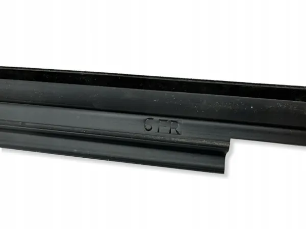 Junta da janela dianteira direita OEM LAA33295 image 9