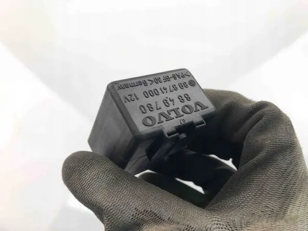 VOLVO 740 Relä 6849780 17775277 1990 image 4