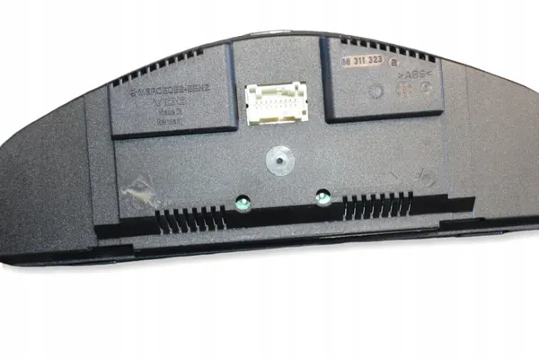 Cuentakilómetros Mercedes-Benz OEM A2035401547 - Usado image 6